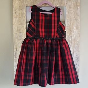 Girls Christmas dress red black plaid size M (7/8)